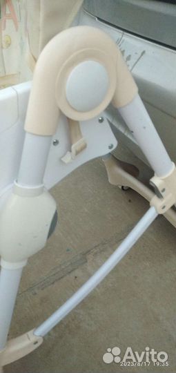 Столик для кормления ребенка