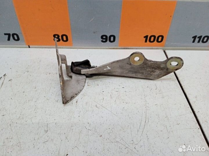 Петля капота левая Mazda Tribute EPE 3.0 2001