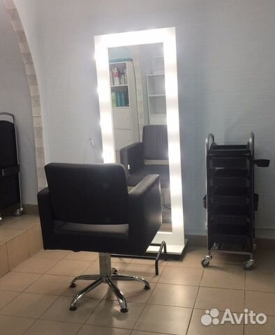Аренда кресла парикмахера