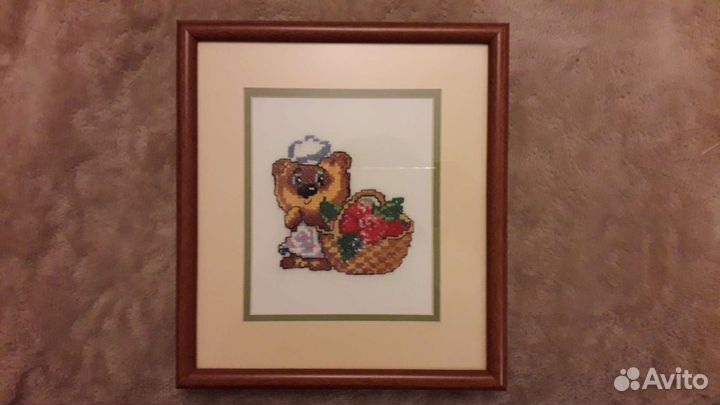 Картина с вышивкой