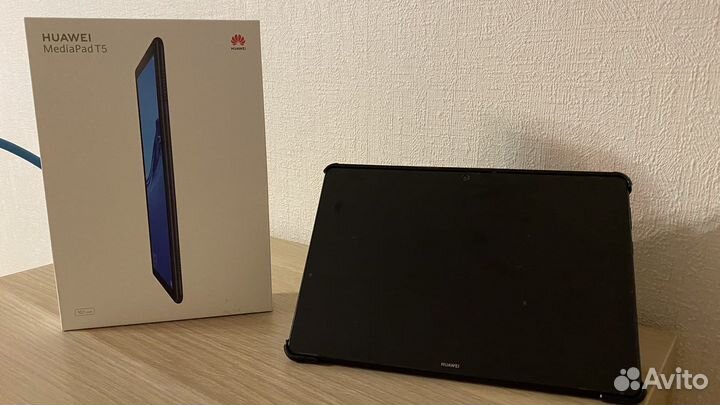 Планшет Huawei Mediapad t5