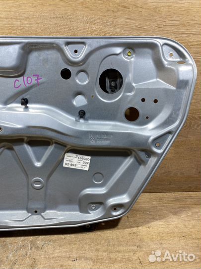 Стеклоподъемник передний правый VW Passat B5+ C107