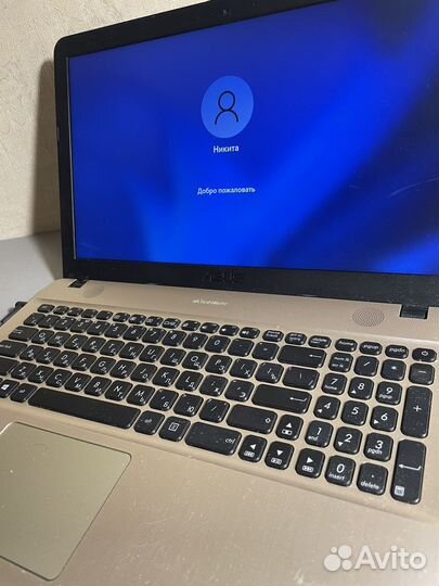 Ноутбук asus D541N