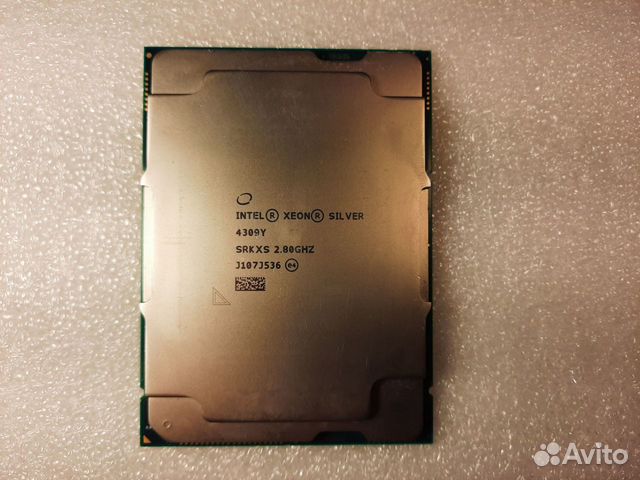 Intel Xeon Silver 2.8GHz LGA4189 srkxs 8C