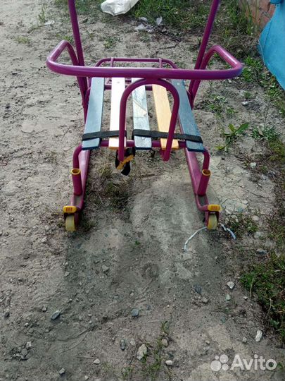 Детские санки с колесами
