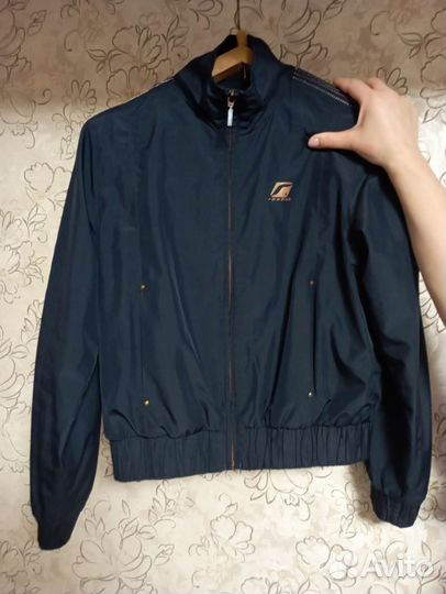 Ветровка женская reebok