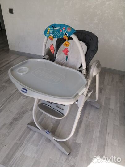 Продам кресло для кормления chicco