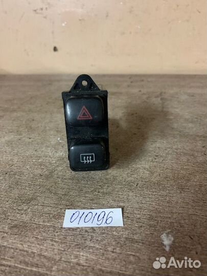 Кнопка обогрева стекла Corola E10