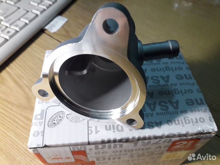 Корпус термостата металл Рено Логан Лада Ларгус