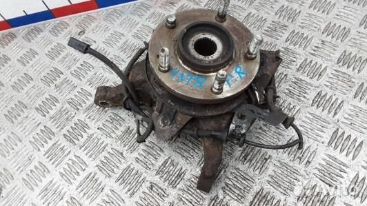 Ступица передняя правая KIA CEE'D 2 (JD) (4NT08N90