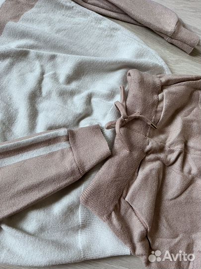 Костюм женский