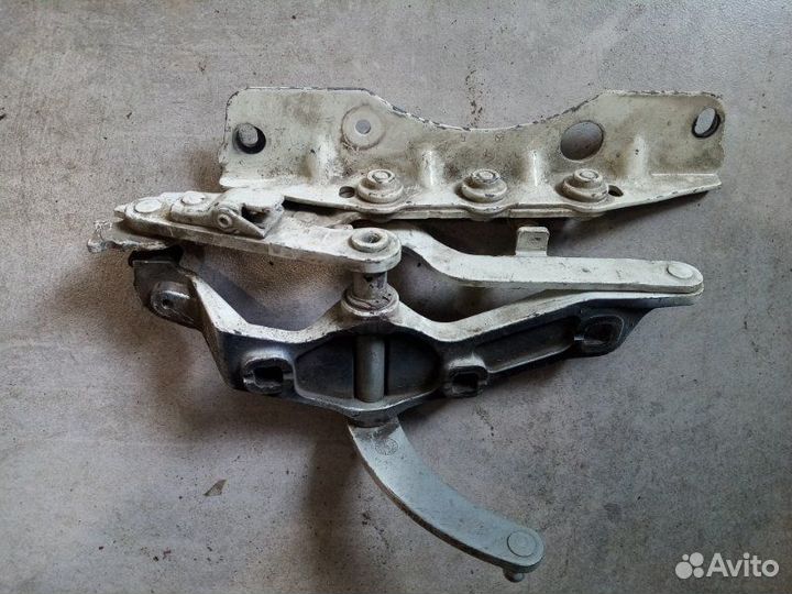 Петли капота левые Mercedes-Benz S-Class W221 W216