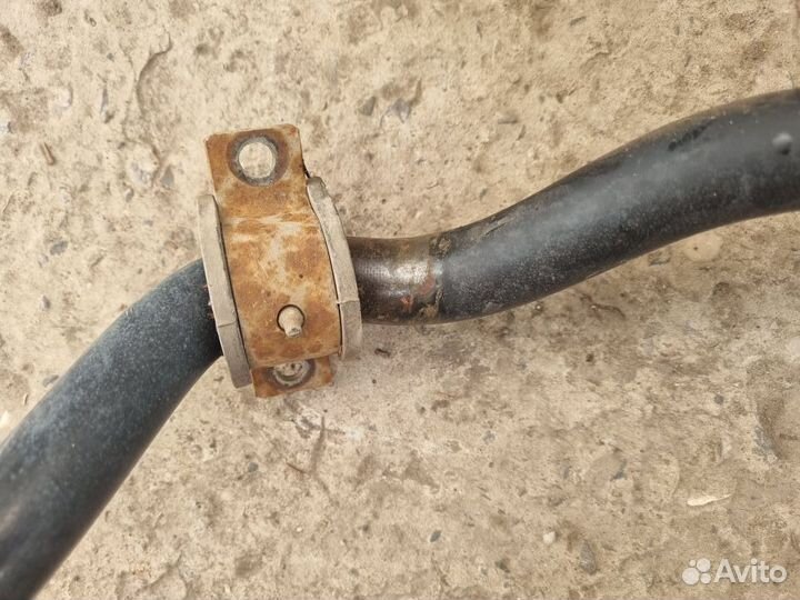 Стабилизатор передний Мицубиси Лансер 9