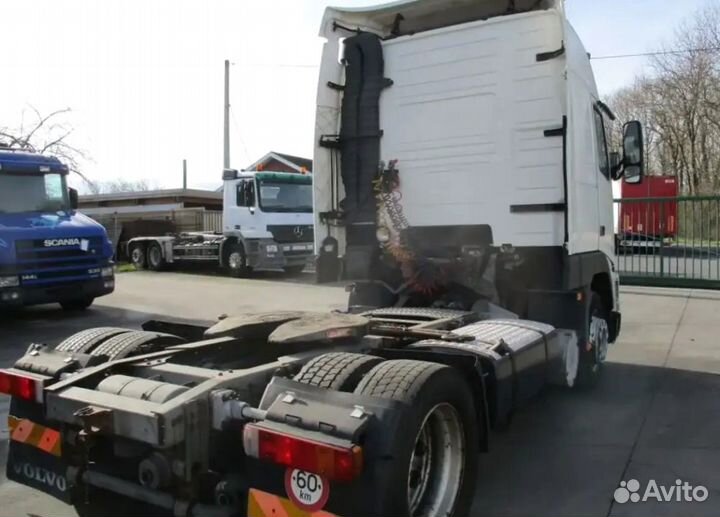 Pазбираем грузовик Volvo FH 1999-2001