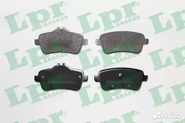 05P1817 Комплект тормозных колодок