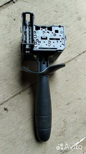 Переключатель дворников Рено Логан 1