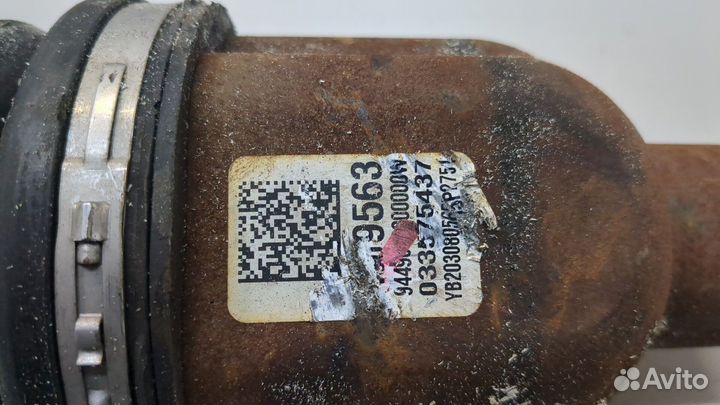 Полуось правая передняя Chevrolet Traverse, 2021