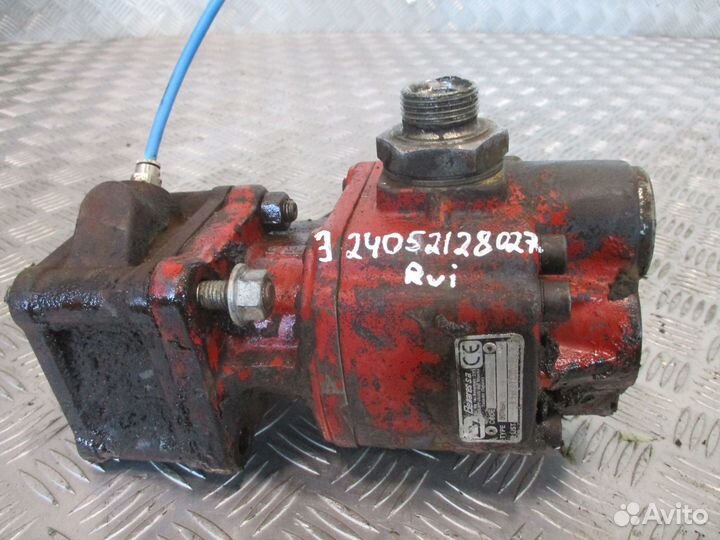 Насос подъема кузова с коробкой отбора мощности re