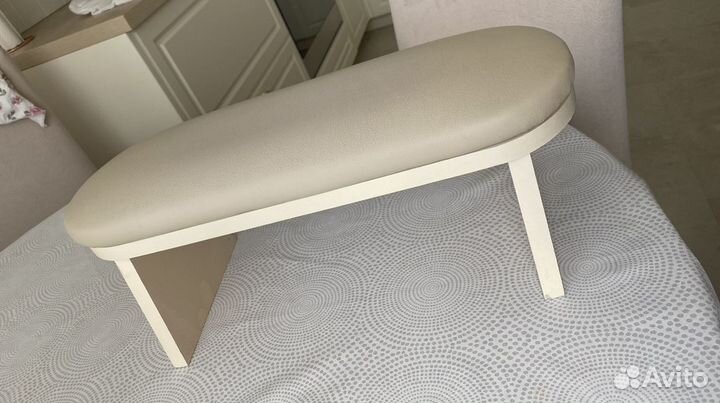 Подставка под руки для маникюра