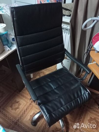 Компьютерный стул