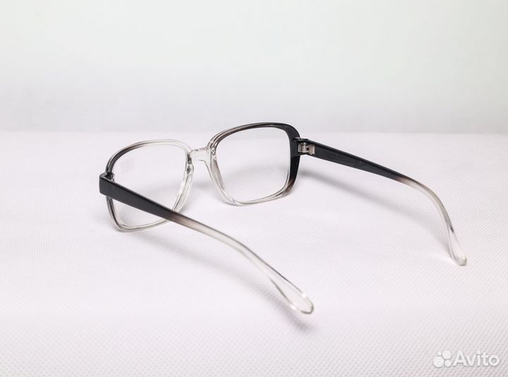 Очки для зрения с диоптриями -2 (черные)