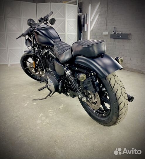 Harley Davidson Sportster Iron 883