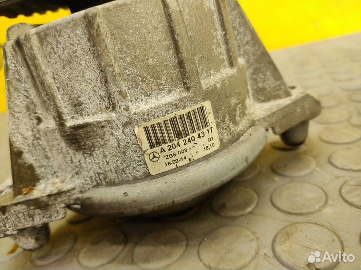 Подушки двигателя Mercedes-Benz W212 M276.952 3.0