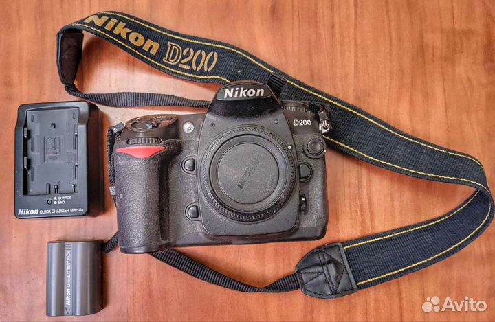 Фотоаппарат Nikon D200 без объектива