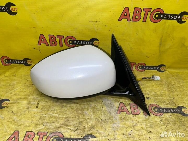 Зеркало переднее правое Nissan Fuga Y50 VQ35DE