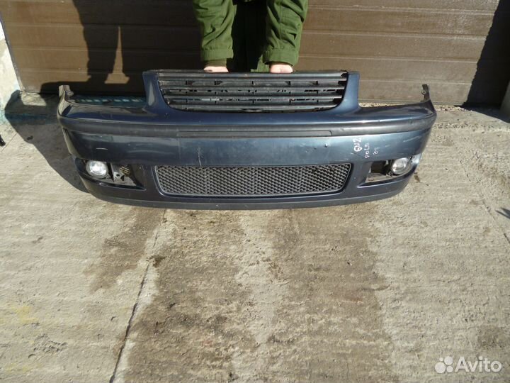 Бампер передний Volkswagen Polo 3