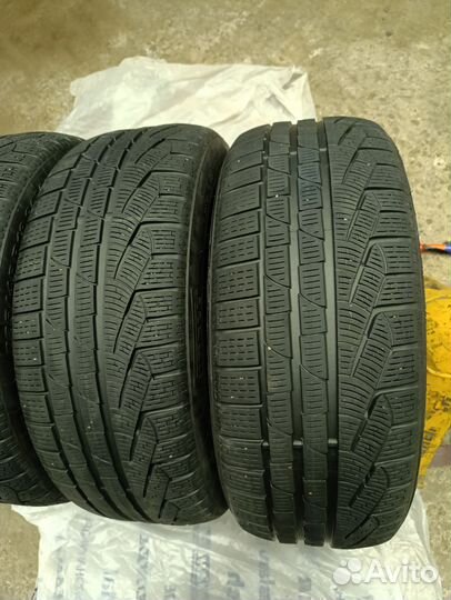 Pirelli Sottozero Winter 240 225/45 R18 95V