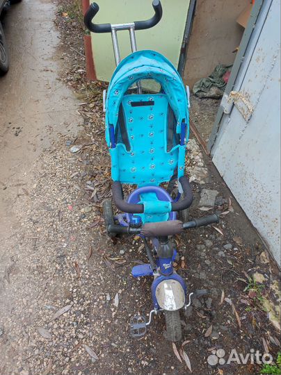 Детский велосипед с ручкой