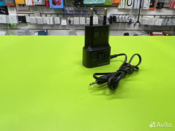 Зарядка для Nokia тонкая