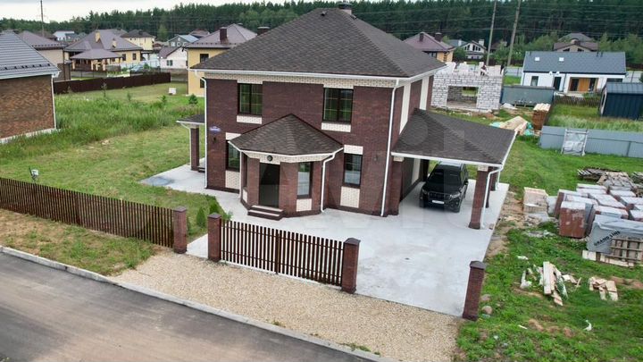 Дом 141,6 м² на участке 10,5 сот.