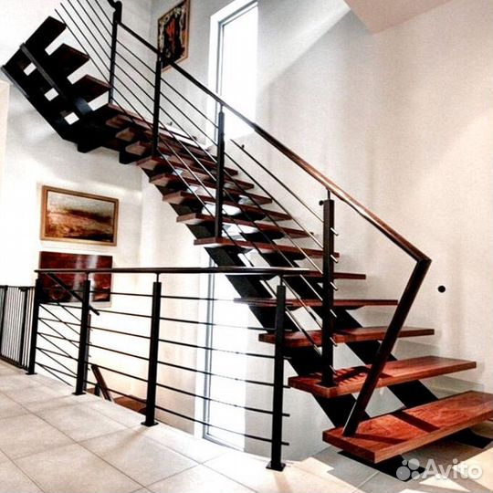 Лестница на металлокаркасе дизайн 4338