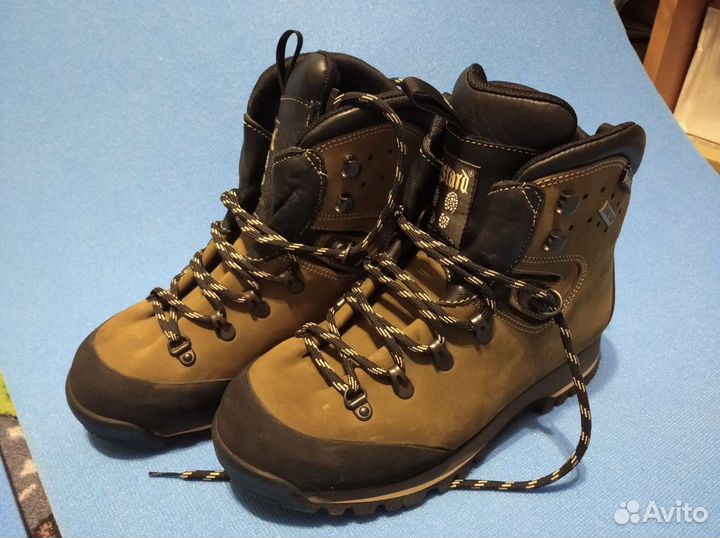 Треккинговые ботинки женские 39 размер Bestard