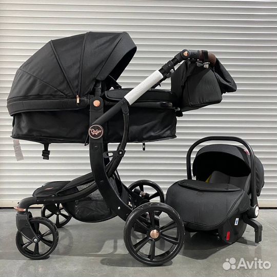 Коляска новая