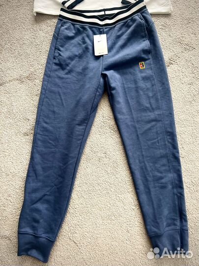 Спортивный тренировочный костюм Nike Court