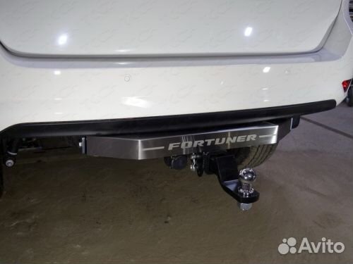 Фаркоп Toyota Fortuner II 2015-2020 Внедорожник 5