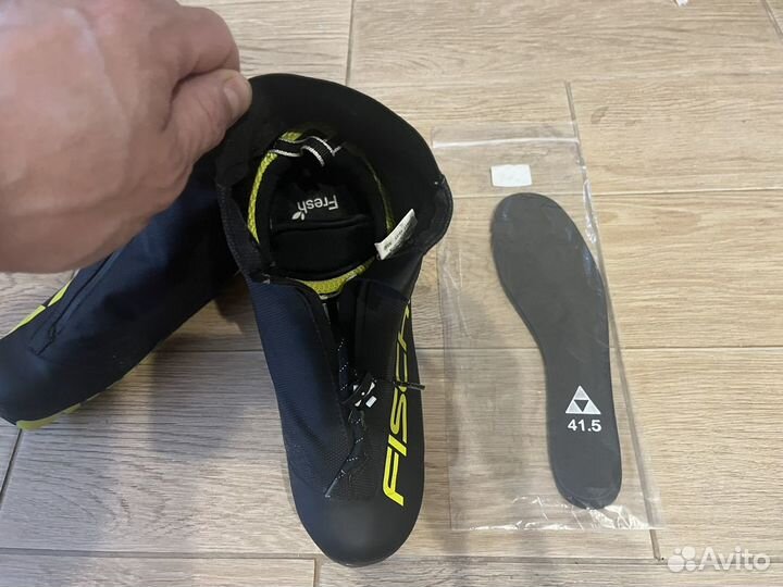 Лыжные ботинки Fischer Carbon lite EU 42