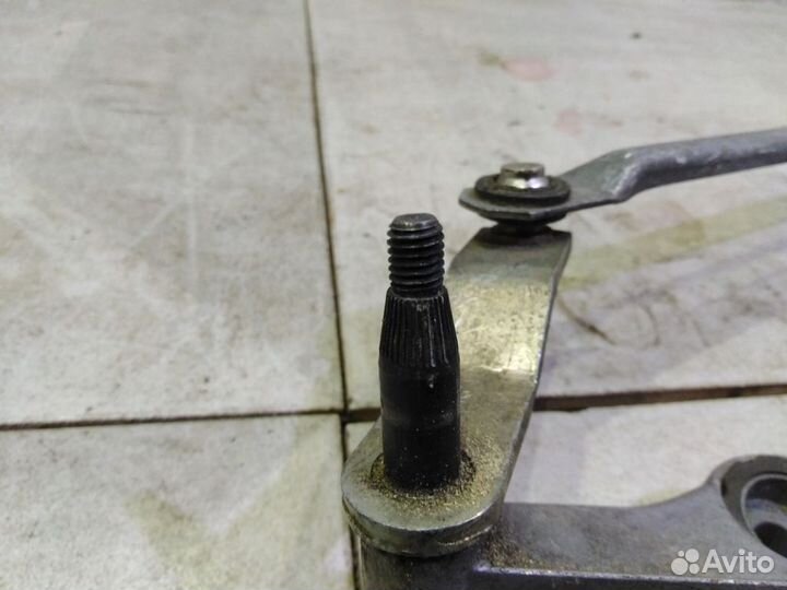 Трапеция стеклоочистителя