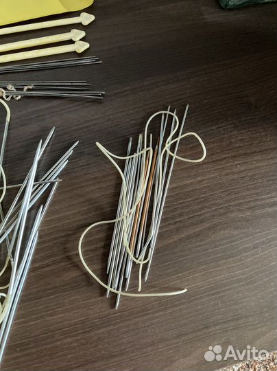 Спицы, крючки для вязания