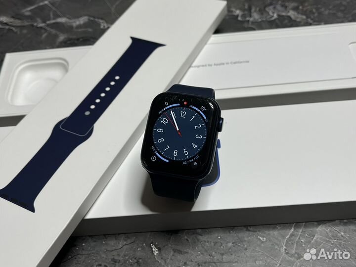 Часы Apple Watch 6 44 mm 85 акб