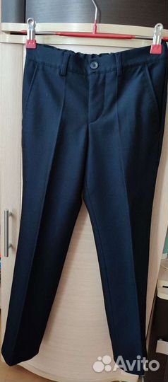 Брюки, жилет и галстук на мальчика