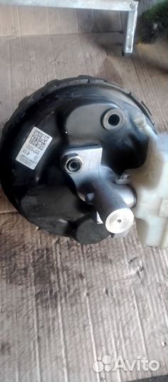 Вакуумный усилитель с гтц Audi Q5 8r