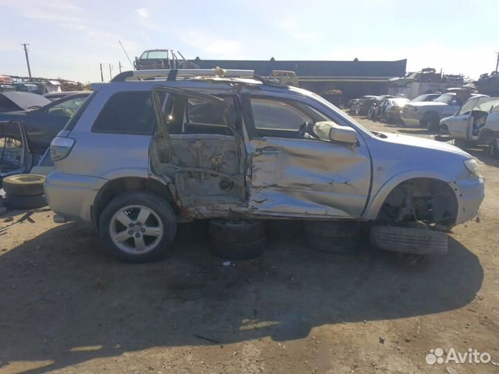 Запчасти на Mitsubishi outlander 1
