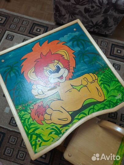 Столик со стульчиком