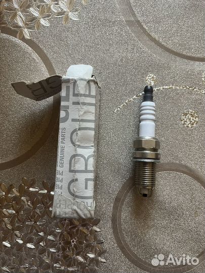 Продам фильтра и свечи оригинальные