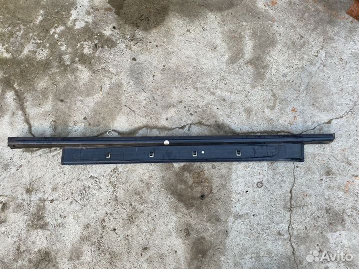 Накладка порога левая Mercedes CLK W209