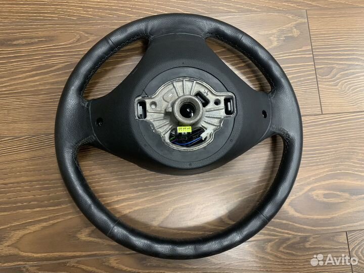 Руль BMW F30 с обогревом оригинал